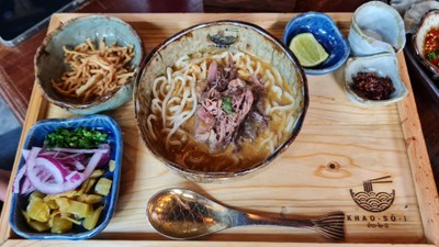 ข้าวซอยเส้นสดเนื้อตุ๋น