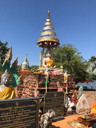 บรรยากาศ วัดติโลกอาราม กลางกว๊านพะเยา