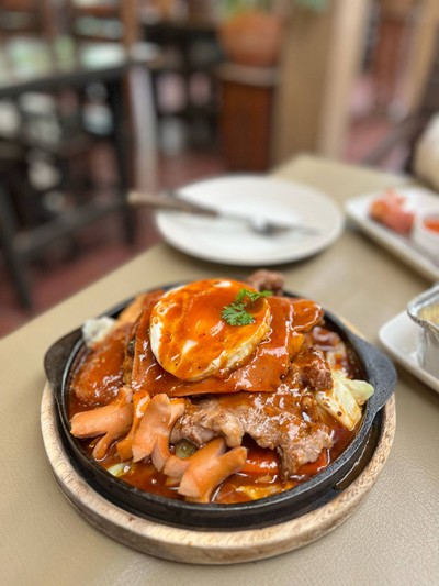 🥩 Mixed Grilled Steak. (Price 278 Baht.)