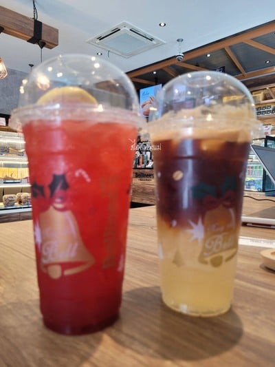 อาหาร หรือ เครื่องดื่ม