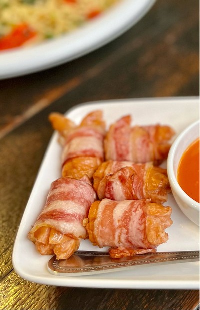 🥓 ไส้กรอกห่อเบคอน. (ราคา 78 บาท)