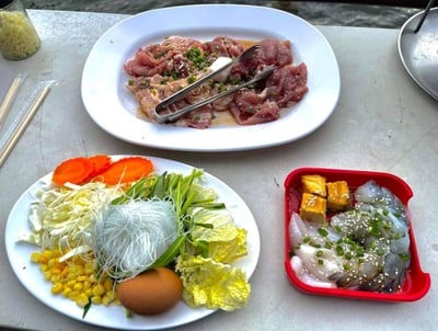 Everyday mookrata & cafe Riverside