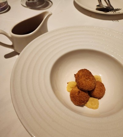 อาหาร หรือ เครื่องดื่ม