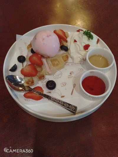 อาหาร หรือ เครื่องดื่ม