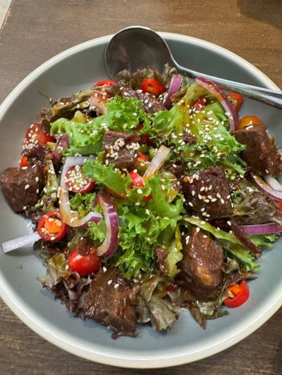 ยำเนื้อ