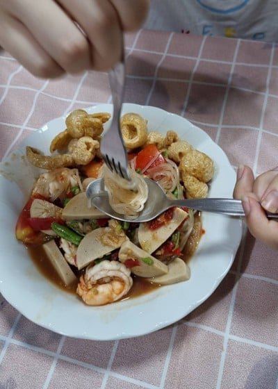 วิธีทำ ตำเส้นเล็ก