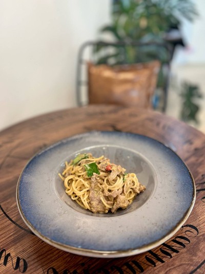 🍝 สปาเกตตีเขียวหวานเนื้อ. (ราคา 129 บาท)