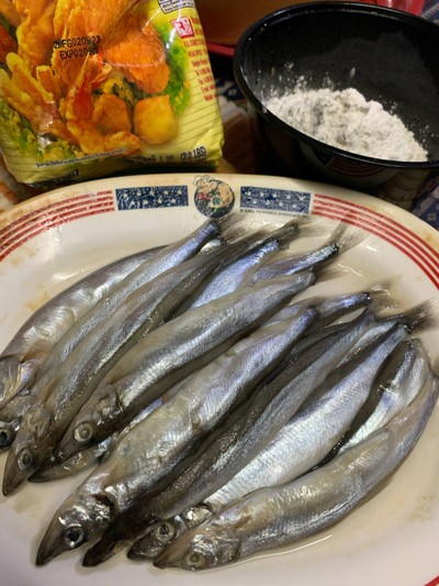 วิธีทำ ปลาไข่ชุบแป้งทอด วิธีทำ ปลาไข่ชุบแป้งทอด