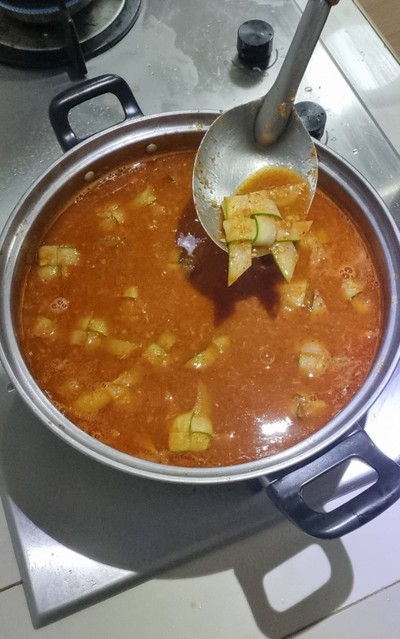 วิธีทำ แกงส้มปลาตะเพียน (สานปลาตะเพียน) วิธีทำ แกงส้มปลาตะเพียน (สานปลาตะเพียน)