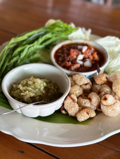 นำ้พริกหนุ่ม นำ้พริกอ่อง