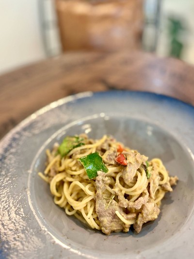 🍝 สปาเกตตีเขียวหวานเนื้อ. (ราคา 129 บาท)