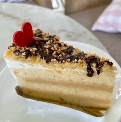 🍰 Hokkaido Milk Cake. (Price 129 Baht.)