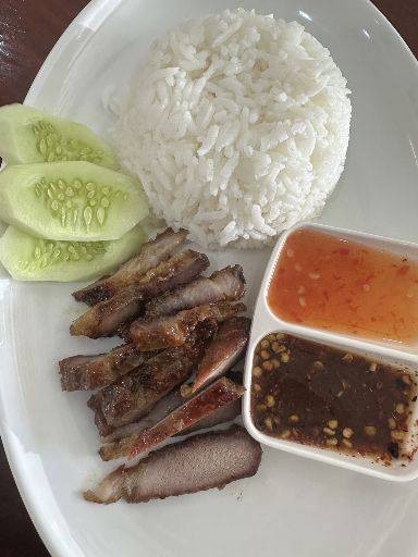 ตั๊ง ดอนโม่ หมูย่างรสเด็ด -