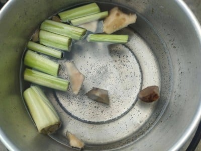 วิธีทำ ต้มยำน้ำใสหมูสับ วิธีทำ ต้มยำน้ำใสหมูสับ