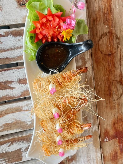 กุ้งโสร่ง