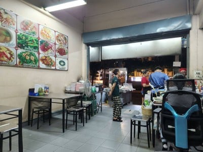 บรรยากาศ เป็ดย่างพัฒนาการ 50 ซอยพัฒนาการ 50