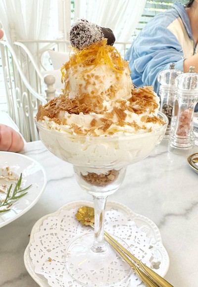 พาร์เฟ่ต์กะทิขนมเบื้อง