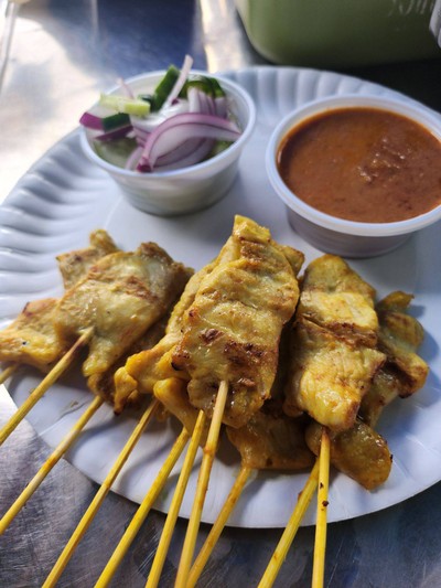 หมูสะเต๊ะ