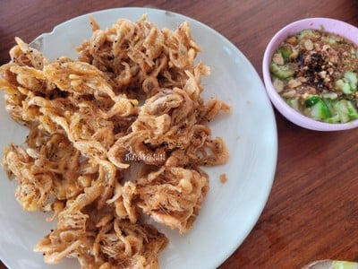 กุ้งฝอยทอดกรอบ