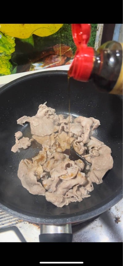 วิธีทำ ข้าวผัดกระเทียม สันคอหมูซอสเทริยากิ วิธีทำ ข้าวผัดกระเทียม สันคอหมูซอสเทริยากิ