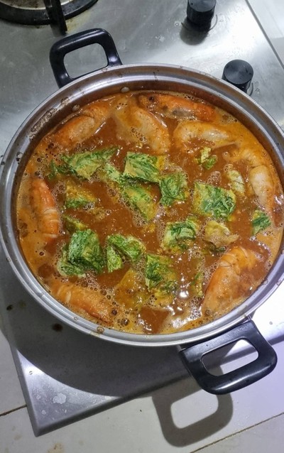 วิธีทำ แกงส้มกุ้งใหญ่ วิธีทำ แกงส้มกุ้งใหญ่