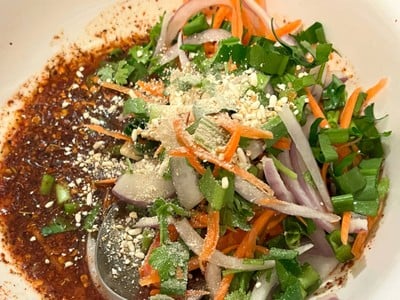 วิธีทำ ยำไก่แซ่บ