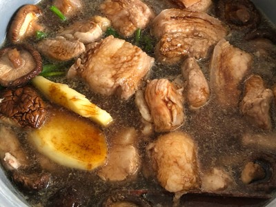 วิธีทำ สามชั้นตุ๋นเครื่องเทศ วิธีทำ สามชั้นตุ๋นเครื่องเทศ