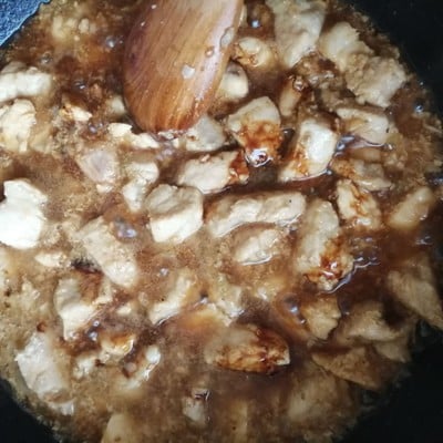 วิธีทำ หมูผัดซีอิ้ว วิธีทำ หมูผัดซีอิ้ว