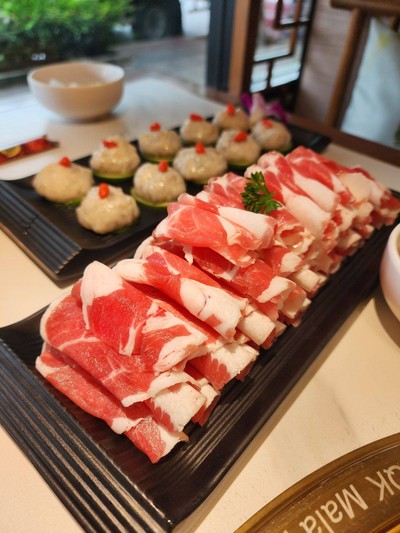 อาหาร หรือ เครื่องดื่ม