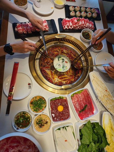 อาหาร หรือ เครื่องดื่ม