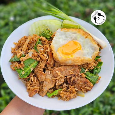 ข้าวผัดรถไฟ (กลางวัน)