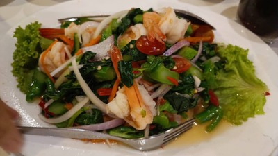 ยำคะน้า
