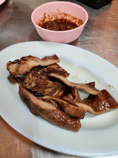 อาหาร หรือ เครื่องดื่ม