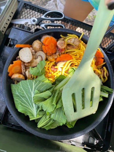 วิธีทำ หมี่ฮกเกี๊ยน (สูตรไม่ใส่ไข่) วิธีทำ หมี่ฮกเกี๊ยน (สูตรไม่ใส่ไข่)