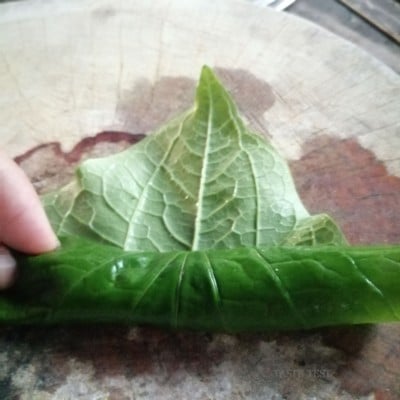 วิธีทำ หมูสับห่อใบชะพลู วิธีทำ หมูสับห่อใบชะพลู