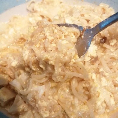 วิธีทำ ซุปข้นบะหมี่กึ่งต้มยำ วิธีทำ ซุปข้นบะหมี่กึ่งต้มยำ