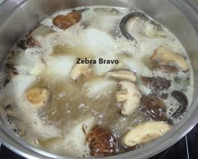 วิธีทำ ซี่โครงหมูตุ๋นหัวไชเท้า 🥘