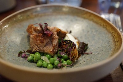 Tweed Valley lamb rump, peas, Highland crowdie, Roscoff onion !!