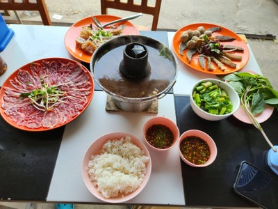 อาหาร หรือ เครื่องดื่ม
