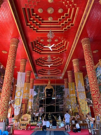 วัดบ้านเหล่าพระเจ้าตาเขียว