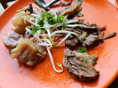 เอ็น เนื้อตุ๋น