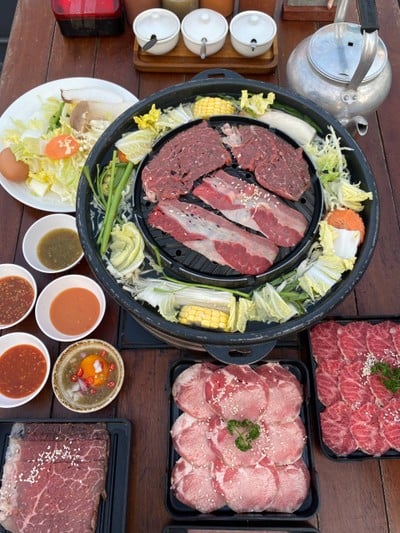 หมู หมึก กุ้ง หมูกระทะ หมู หมึก กุ้ง หมูกระทะ