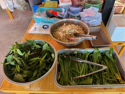 ผักสดคีบเอง