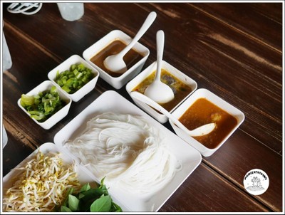 ขนมจีนน้ำยาป่า