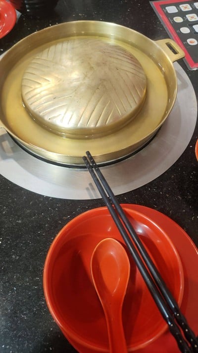 อาหาร หรือ เครื่องดื่ม