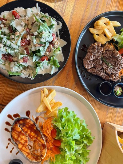 Ribeye Steak หมักไวน์แดง 230g.