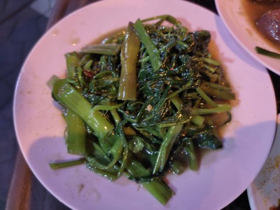 ผัดผักบุ้ง