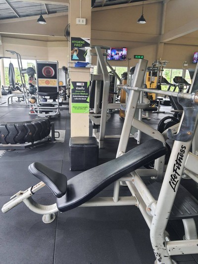 incline barbell press