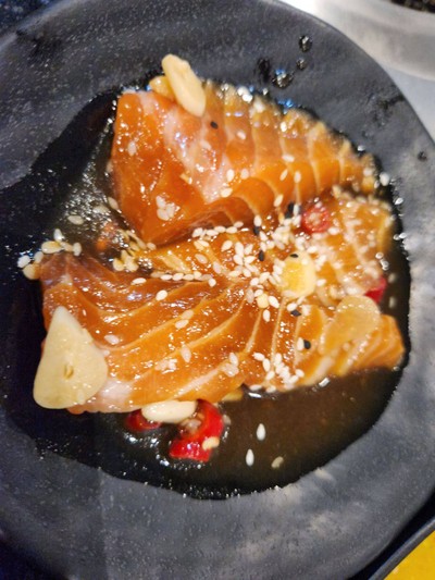 แซลมอนดอง