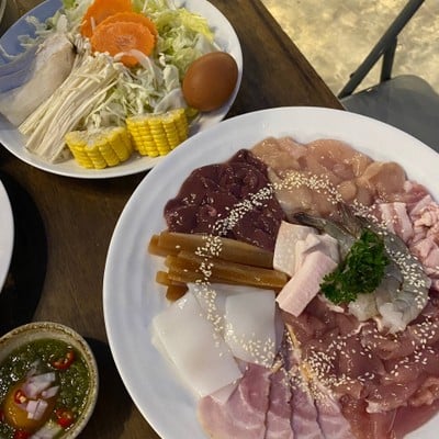 หมู หมึก กุ้ง หมูกระทะ หมู หมึก กุ้ง หมูกระทะ